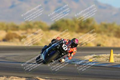 media/Nov-17-2024-CVMA (Sun) [[1fec520723]]/Race 18-Supersport Middleweight/